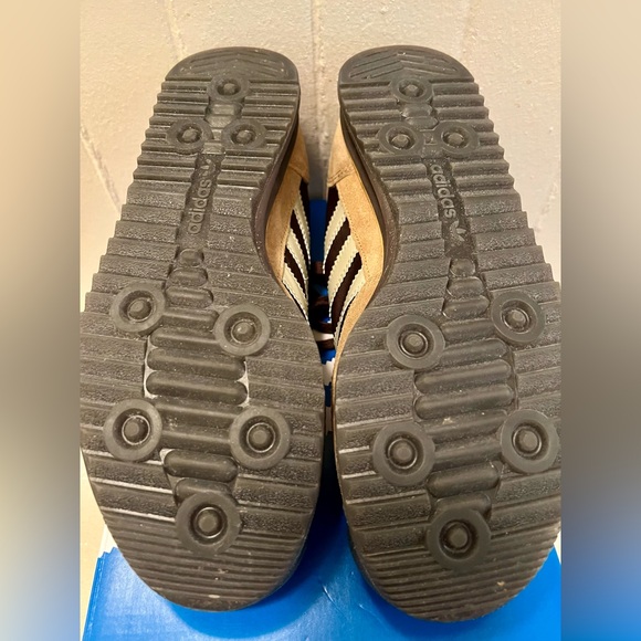 Adidas originals 72 RS Men 7.5 Women 9.5  OR 40 2/3 - Picture 5 of 6